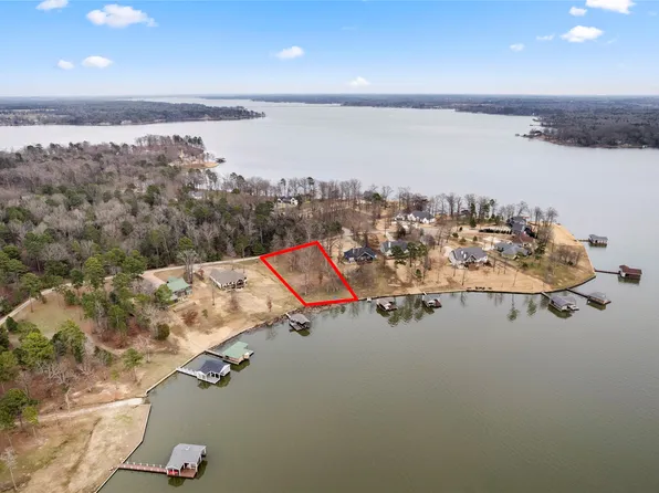 620 Caddo Point Trl, Scroggins, TX 75480