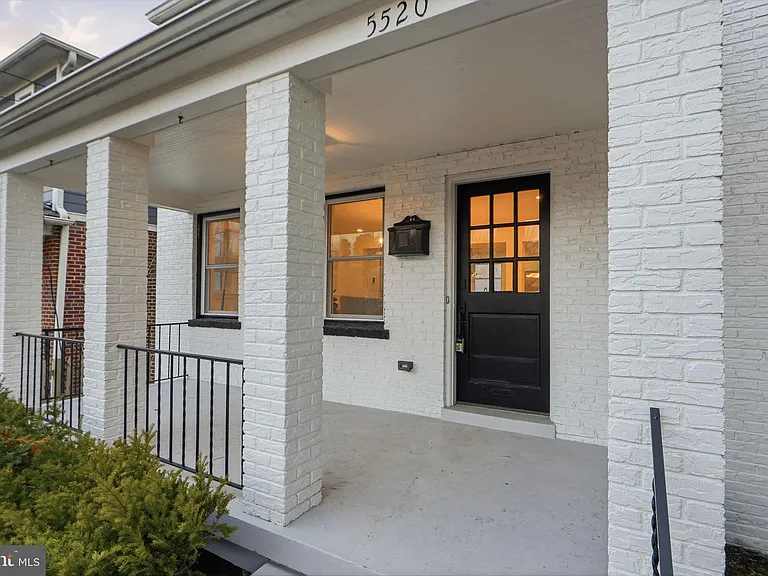 5520 N Capitol St NW — Photo 3