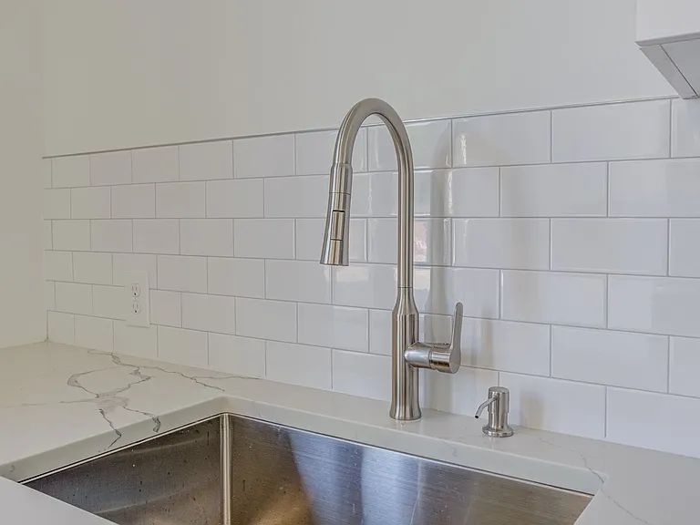 1110 Nova St — Photo 16
