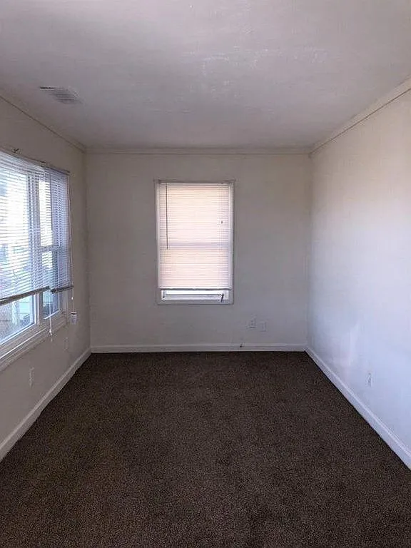 418 Price Rd. Lexington Kentucky — Photo 2