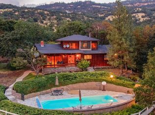 2400 N Valley View Rd, Ashland, OR 97520