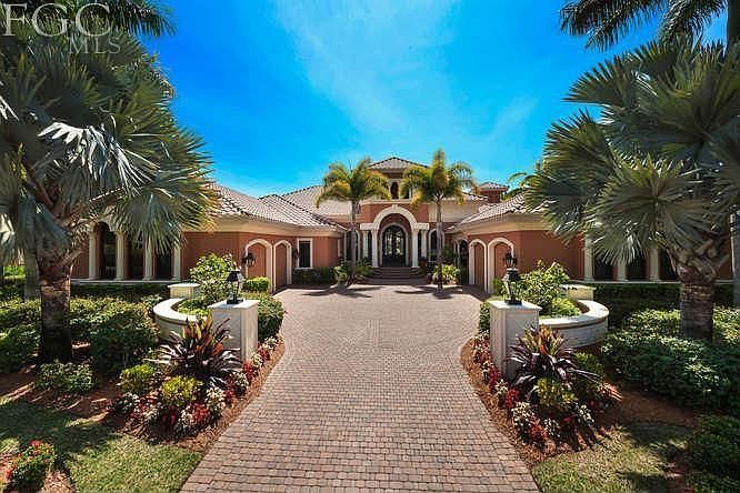1st image of 10761 Isola Bella Ct