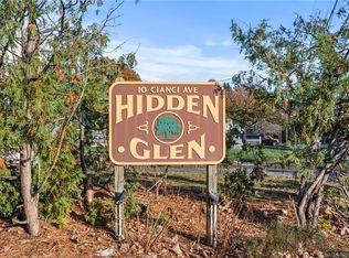 10 Cianci Ave APT 4, Plainville, CT 06062