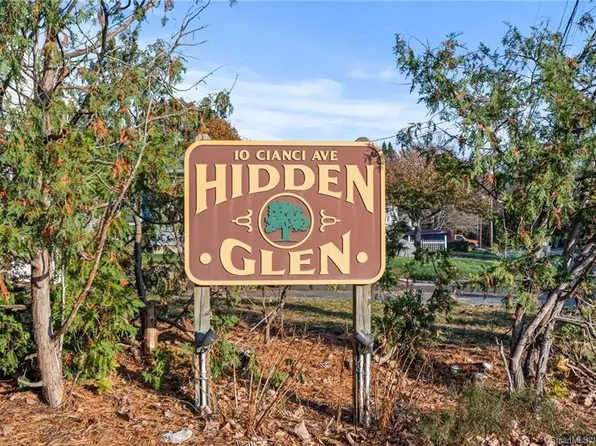 10 Cianci Avenue #4, Plainville, CT 06062