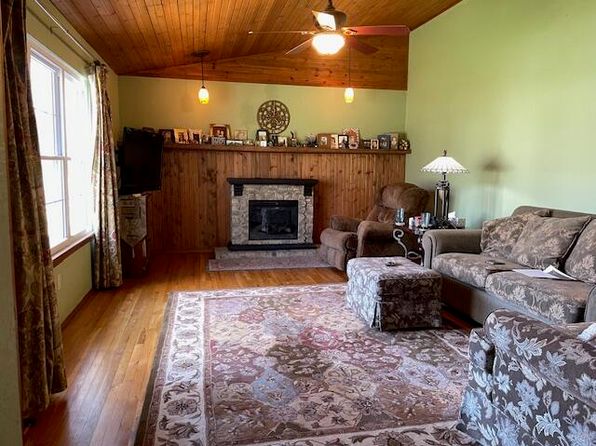13760 Sunflower Lane, Plato, MO 65552