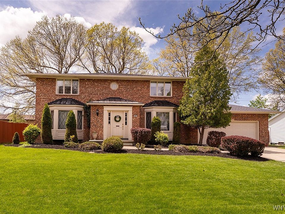 1st image of 20 Parkhaven Dr