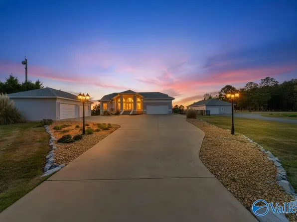 50 County Road 537, Centre, AL 35960