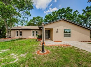 2215 Lake Forest Ave, Spring Hill, FL 34609