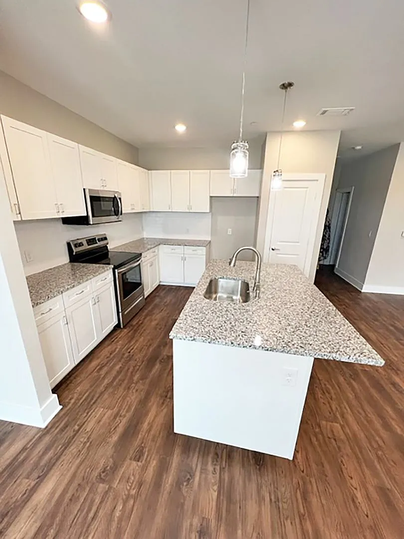 Great 3 Bdrm 2.5 Bath Townhome in Argyle, Tx — Photo 3