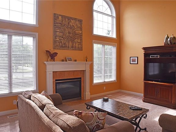 5th image of 13423 Watercrest Dr