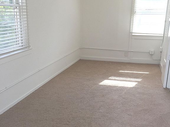 5th image of 1315 Anacapa St APT 2