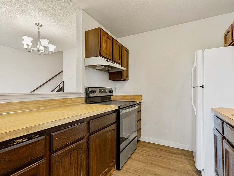 530 Mill Ave S #1 & 2 — Photo 35