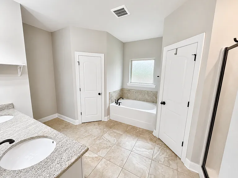 11660 Brookstone Dr — Photo 17