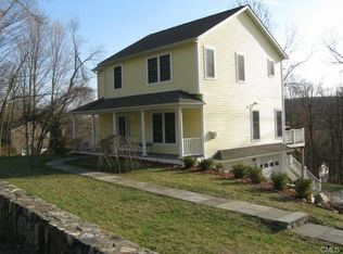 18 Old Middle Rd, Brookfield, CT 06804