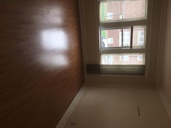 2nd image of 1220 N Lockwood Ave