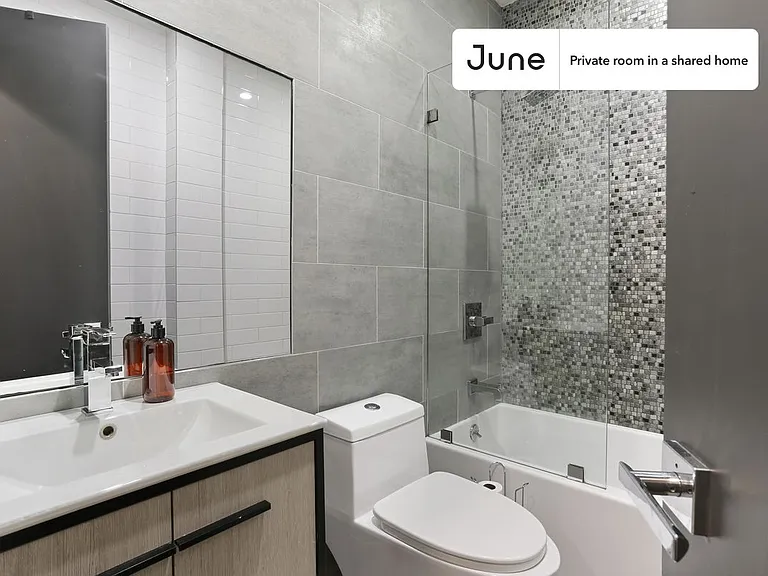 444 Franklin Ave #B — Photo 10