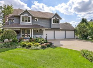 339 E Wildwood Dr, Warsaw, IN