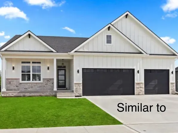 1376 S Lotus Pl, West Des Moines, IA 50266