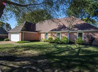 8430 Wind River Cir N, Cordova, TN 38016
