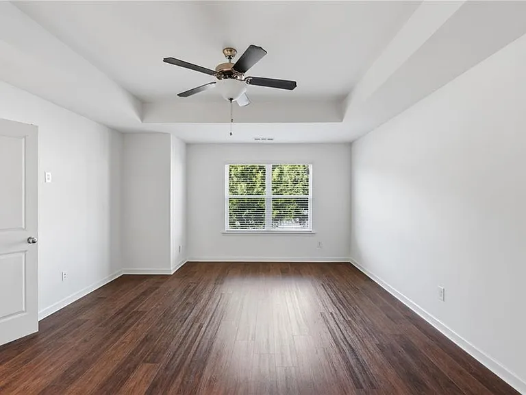 2392 Belmont Pl — Photo 15