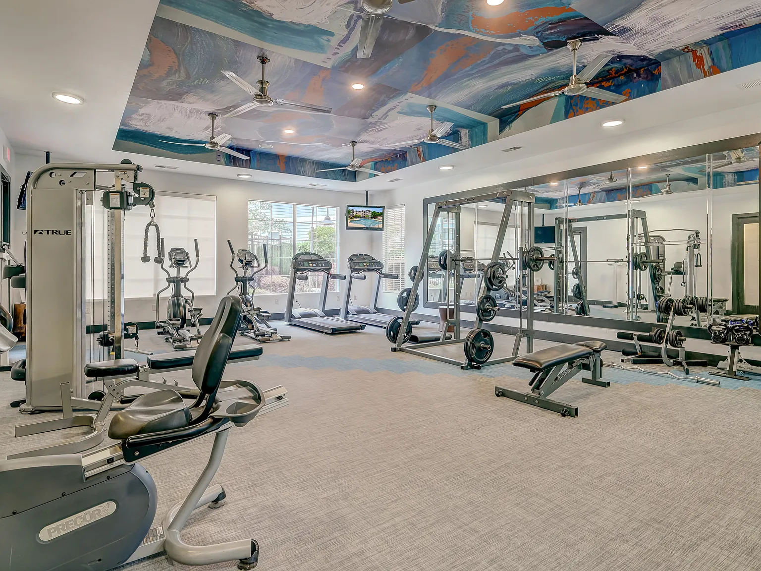 Centerview at Crossroads — Photo 1