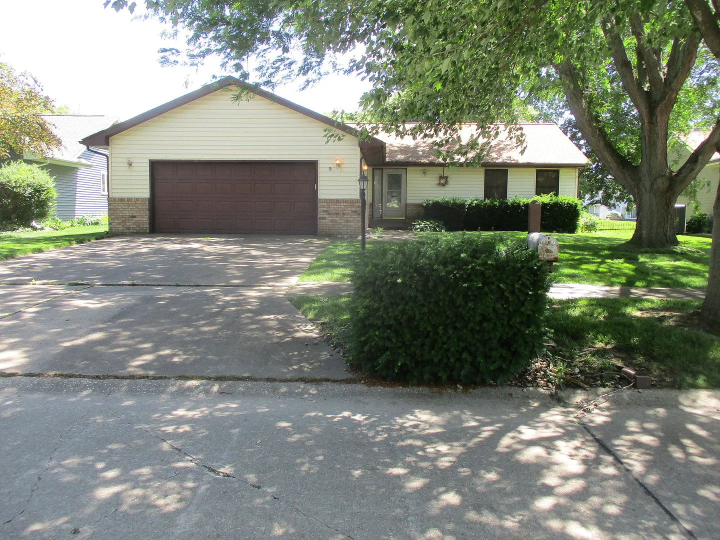 2009 Barberry Cir photo 1