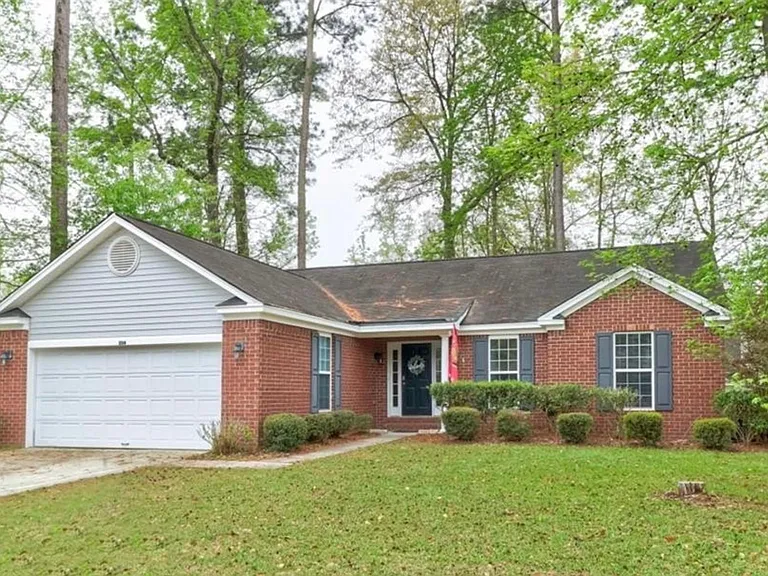 204 Brookstone Ct — Photo 9