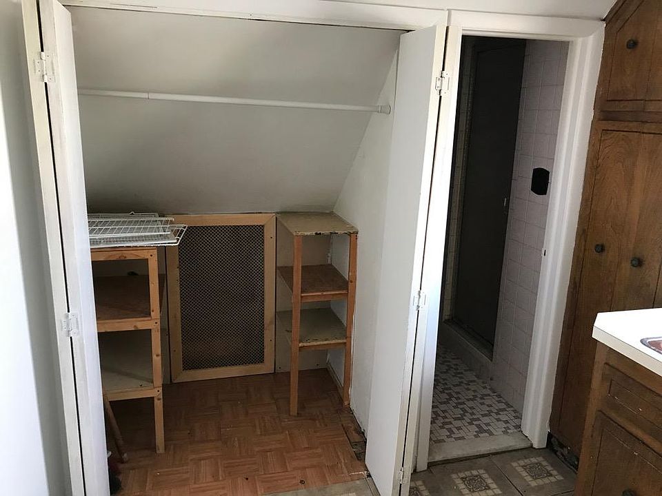 1st image of 1115 Kennedy Blvd APT 3