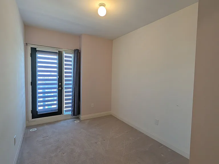 20 Clarington Blvd — Photo 15