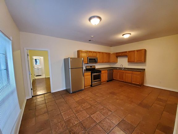 4th image of 3903 Panama Ct