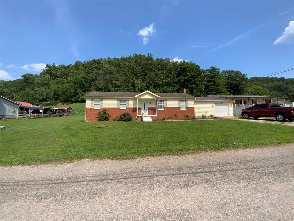 1st image of 95 Pamela Dr