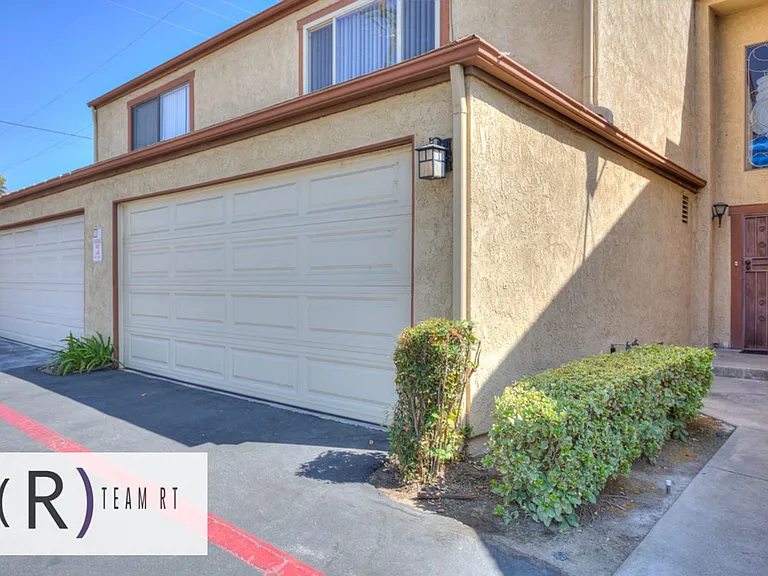 555 Azusa Ave #32 — Photo 35