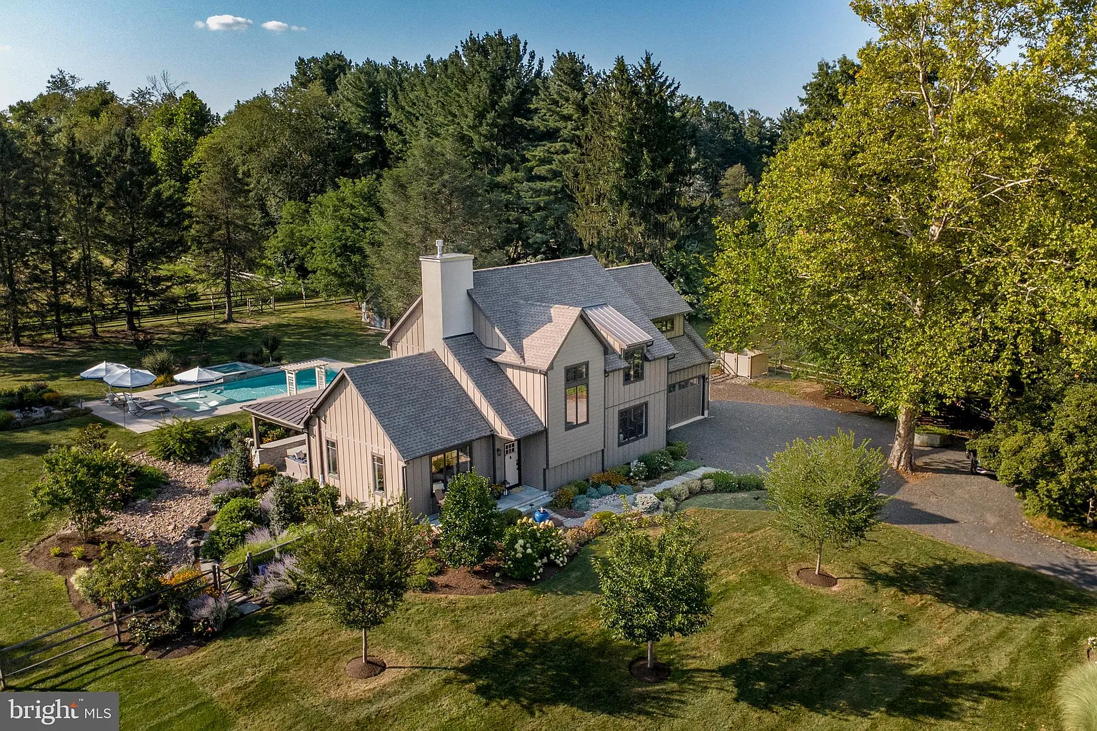 5726 Long Ln photo 1