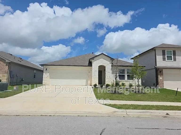 13708 Howser Trce — Photo 1