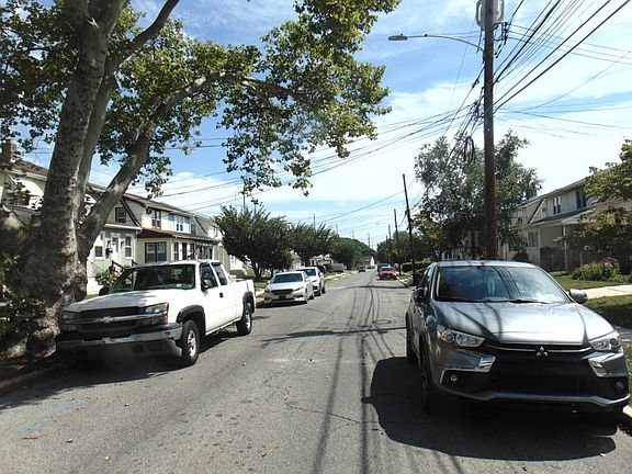 5th image of 129 N Llanwellyn Ave #A