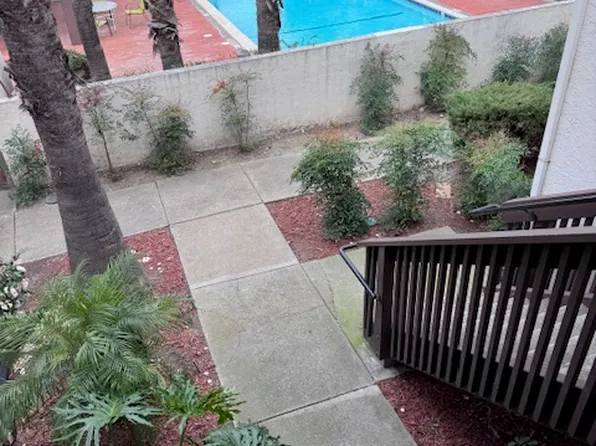 2700 Laguna Cir APT D, Concord, CA 94520