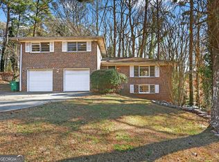 408 Rockbridge Ct, Stone Mountain, GA 30088
