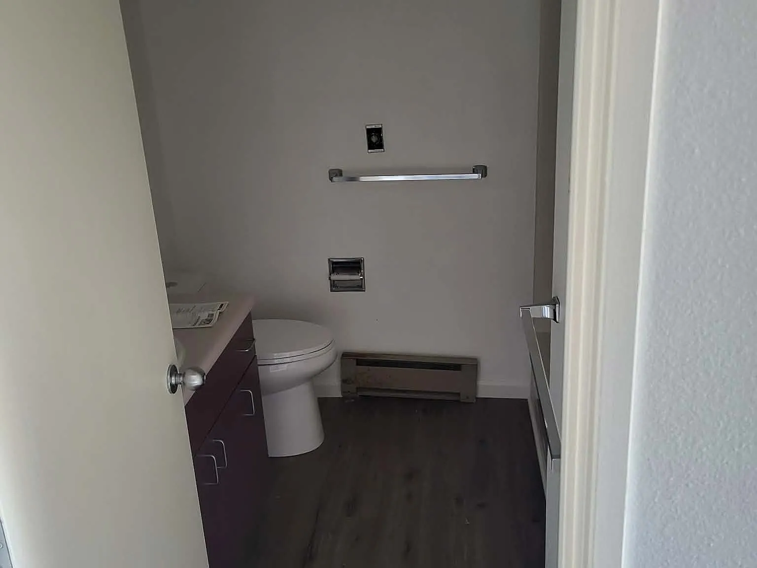 2 bed, 1.5 bath, 1100 sqft, $1,650 — Photo 3