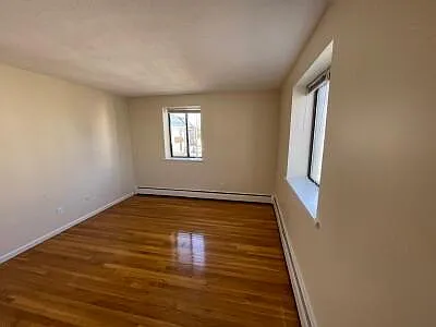 81 Litchfield St #15 — Photo 6