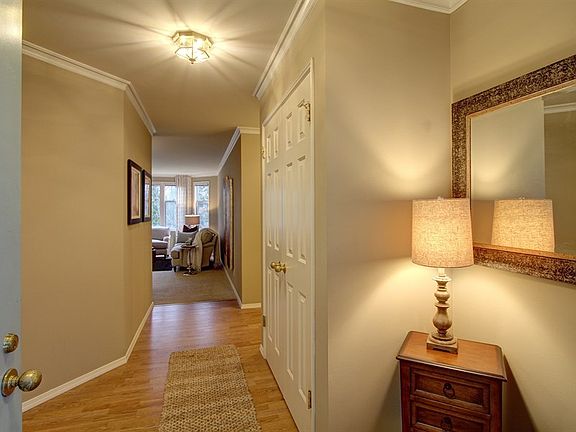 4th image of 4253 224th Ct SE