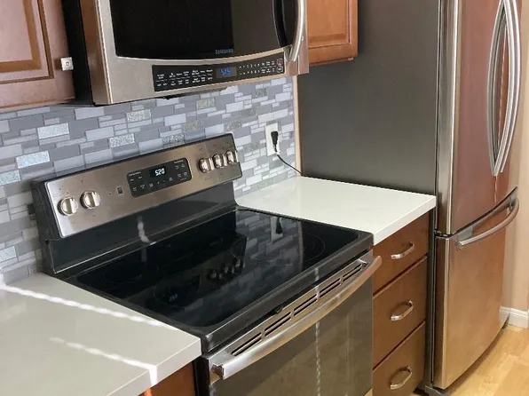 470 N Civic Dr APT 501, Walnut Creek, CA 94596