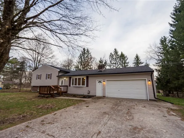 129 Knoll Wood Cir, Ava, NY 13303