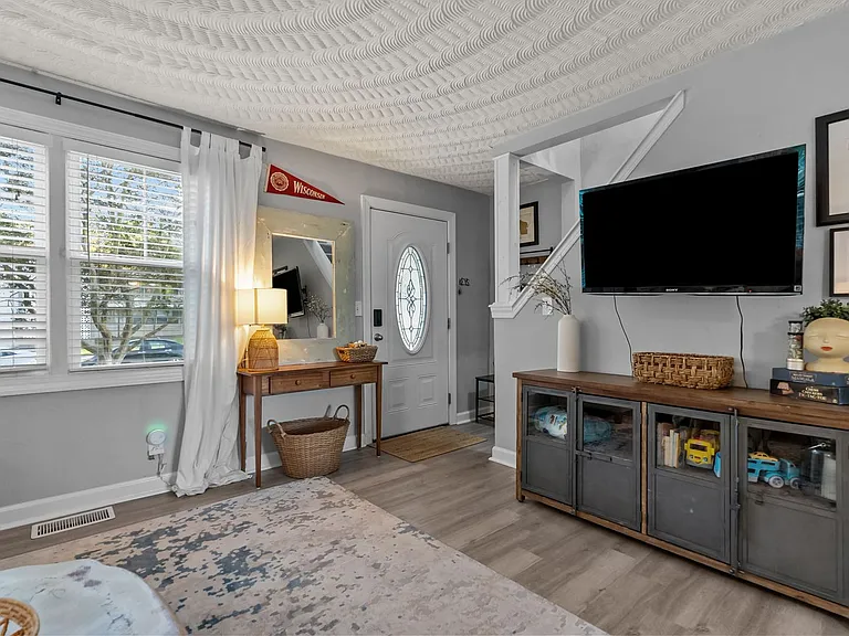 424 E Ocean Ave — Photo 18