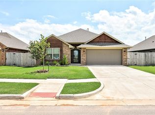 9832 SW 22nd St, Yukon, OK 73099