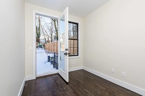 Rented by Brooklyn Group | media 25