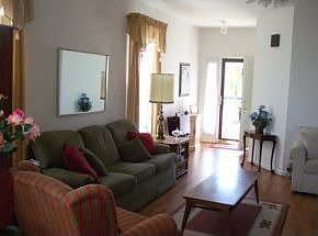 4th image of 14 Haworth Ct