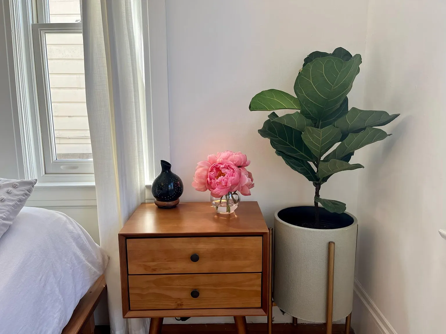 109 Lexington St — Photo 3