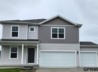 8315 S 175th St, Omaha, NE 68137