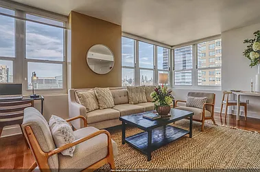 88 Morgan Street, #3902