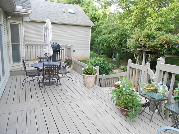 2nd image of 8539 Savannah Ct
